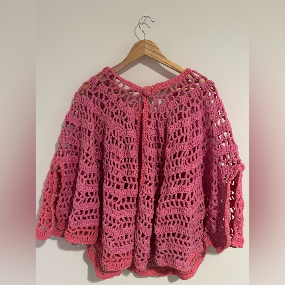 Vintage Pink Crochet Women's Poncho ** HANDMADE **